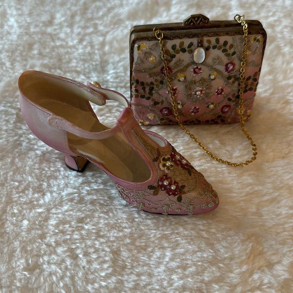 Purse and shoe set collection